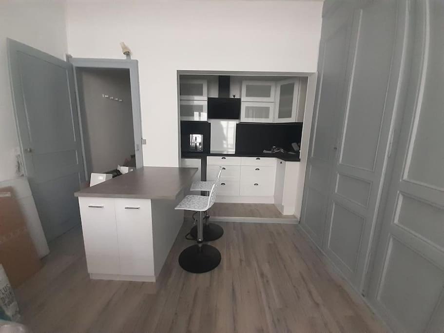 Cocoon Standing - Coeur Historique De Troyes Apartamento Exterior foto